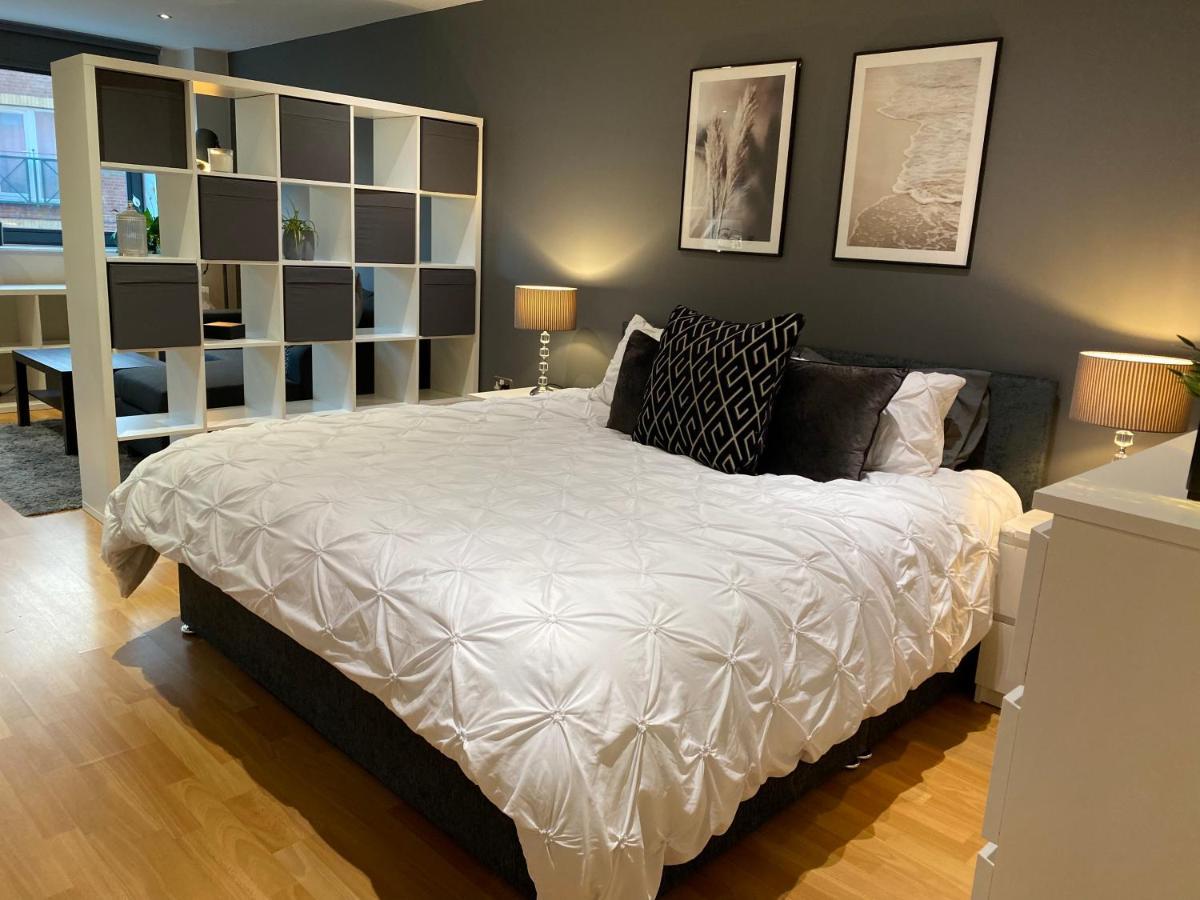 City Centre Modern Studio Apartment - Westone Free Wifi, Gym Access, Netflix Шеффілд Екстер'єр фото